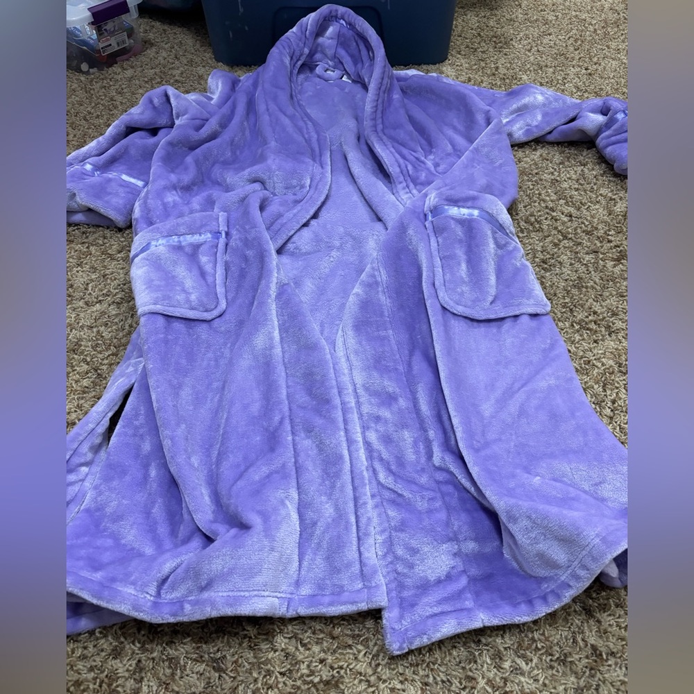 Asypn grove Minky purple robe